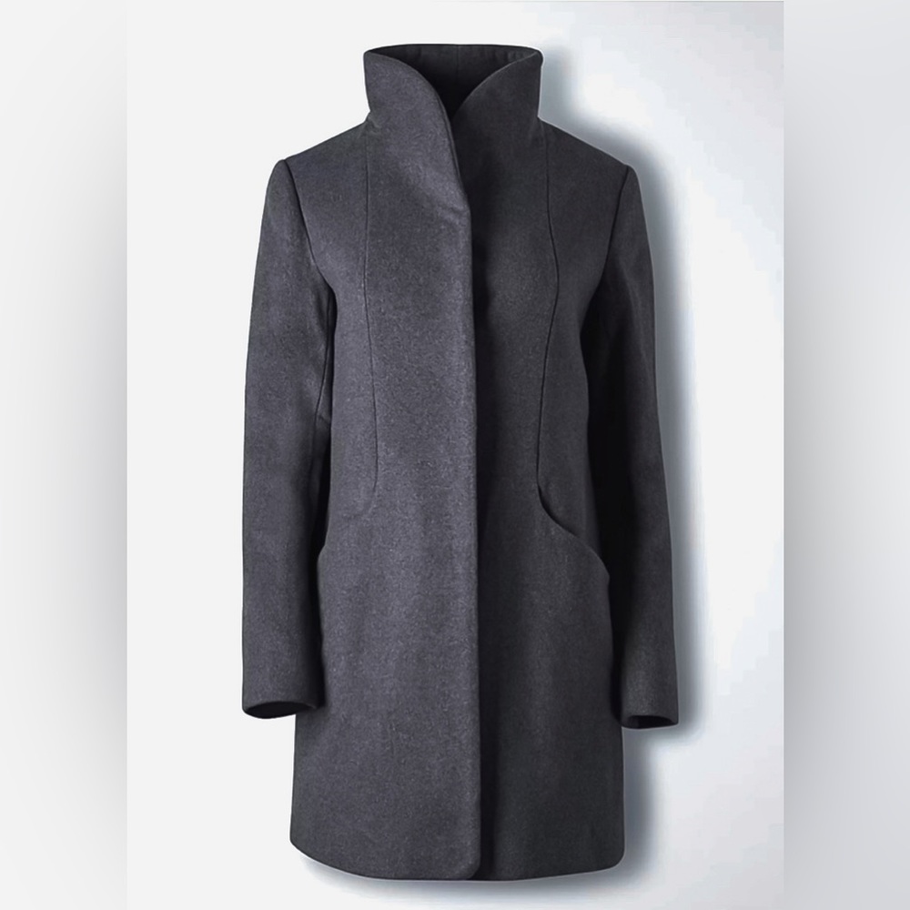 Aritzia Wilfred Cocoon Charcoal coat